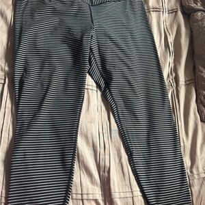 GAP Black and White Striped Active Leggings